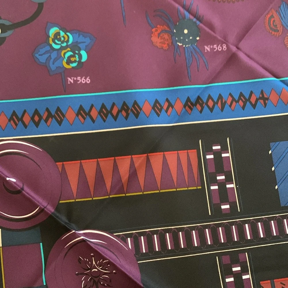 Hermes Flots, Fleurs et Frontaux Silk Scarf - Picture 3 of 5